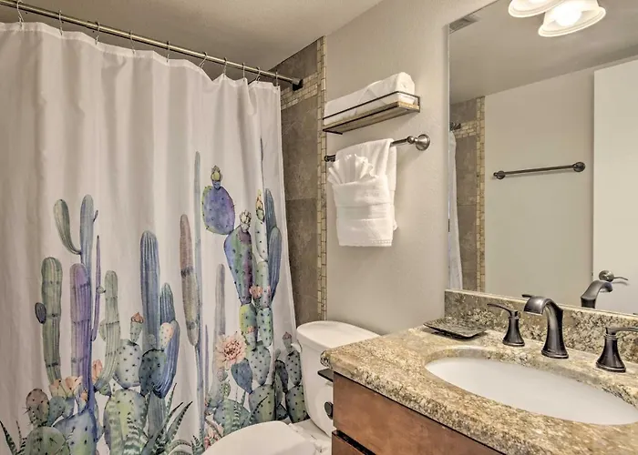 Golf Course, Mountain Views: Condo! Holiday home