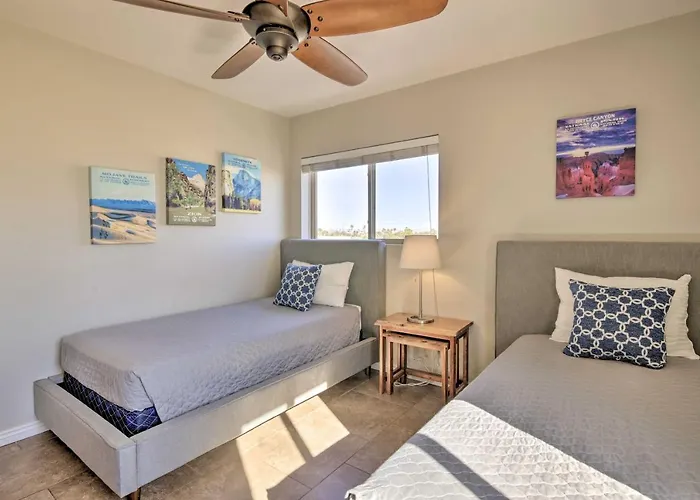 Golf Course, Mountain Views: Condo! Scottsdale