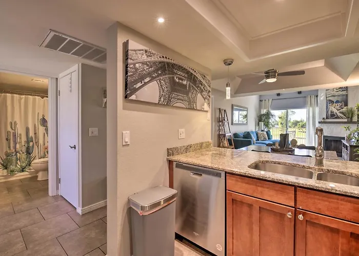 Golf Course, Mountain Views: Condo!